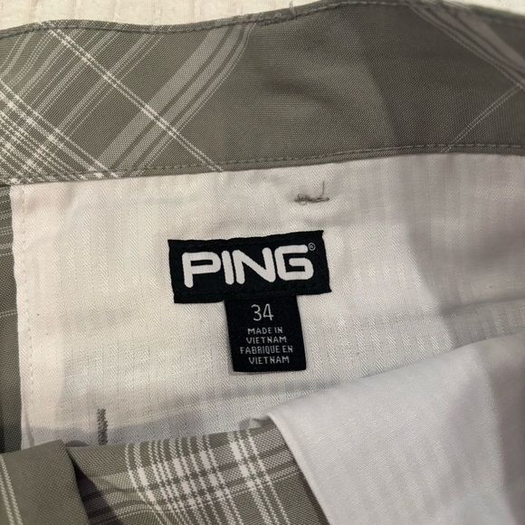Ping Men’s Golf Shorts Size 34 Plaid Grey and White Design 10 inch Inseam - Picture 6 of 8